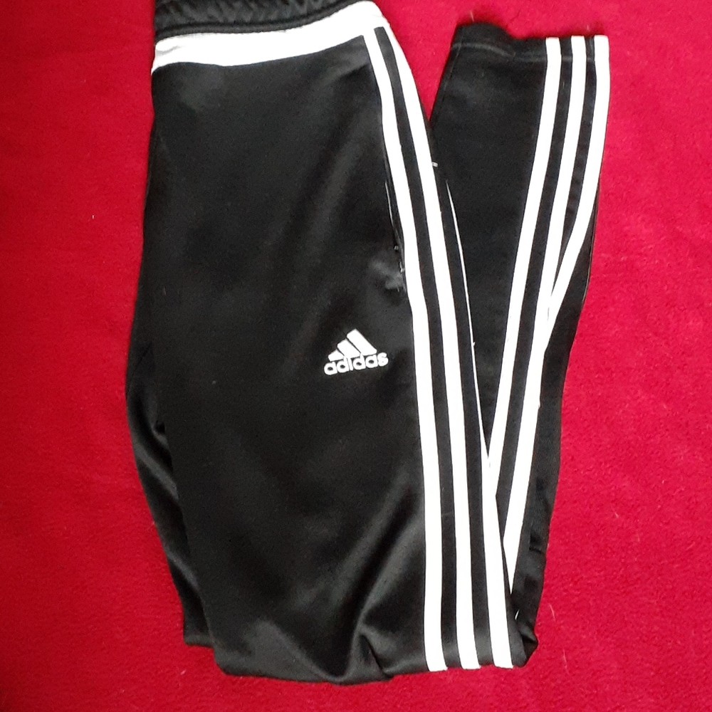 Addidas Tri striped joggers
